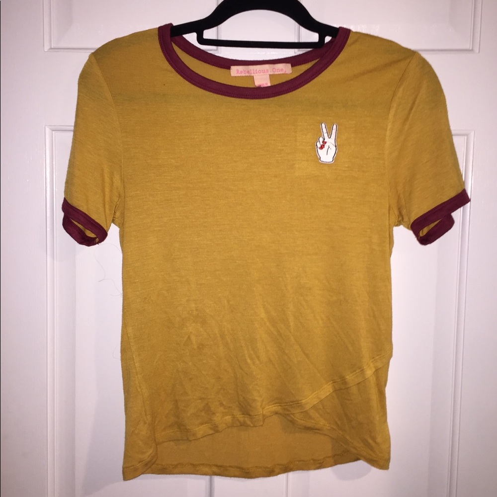 Mustard T-shirt